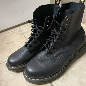 Dr Marten 1460 Pascal black